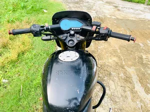 Bajaj RE 2004 Black