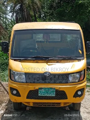 Mahindra Maxximo