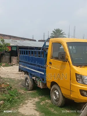 Mahindra Maxximo