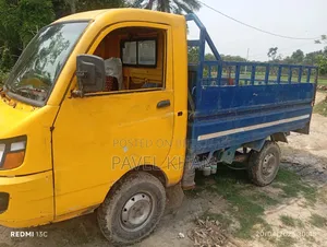 Mahindra Maxximo