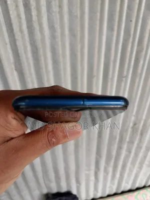 Vivo Y11 32 GB Blue