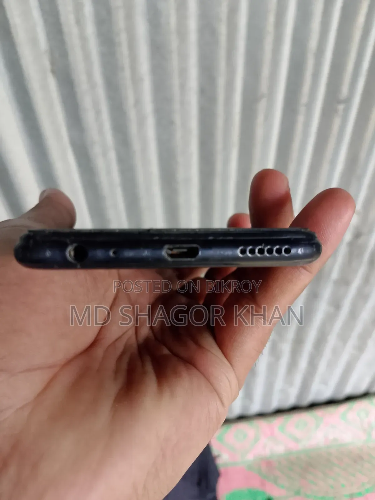 Vivo Y11 32 GB Blue
