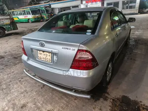 Toyota Corolla 2005 Silver