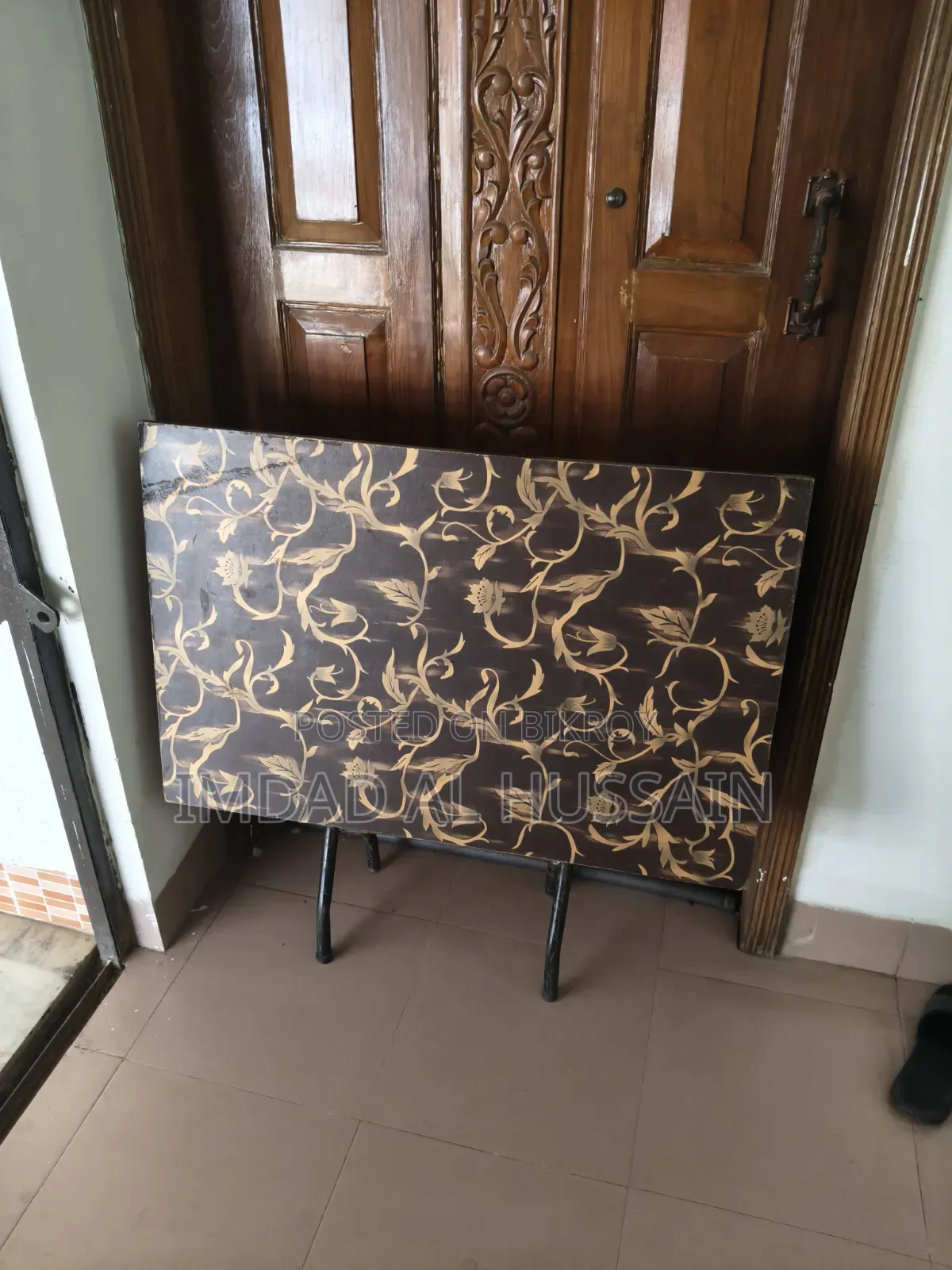 স্টাডি টেবিল