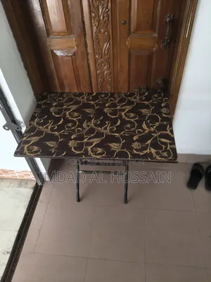 স্টাডি টেবিল
