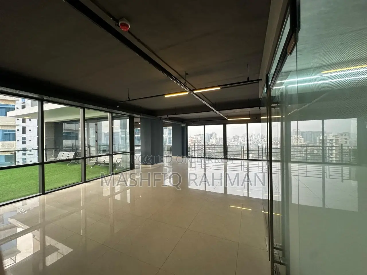 Renowned Commercial Building Office Space for Rent in a Prime Location