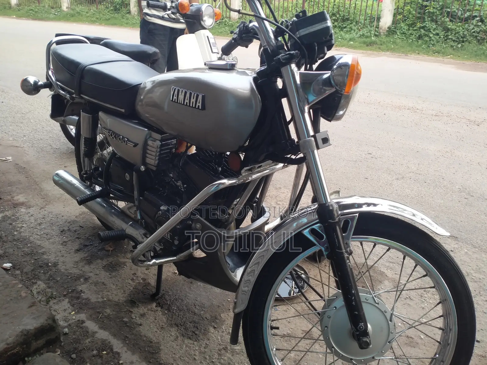 Yamaha 1998 Gray