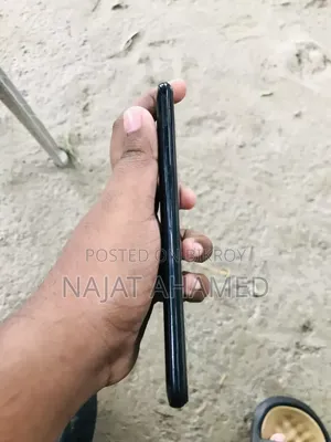 স্যামসাং গ্যালাক্সি এ২০ ৩২ জিবি ব্ল্যাক