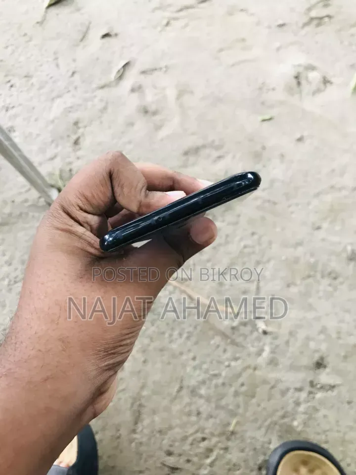 স্যামসাং গ্যালাক্সি এ২০ ৩২ জিবি ব্ল্যাক