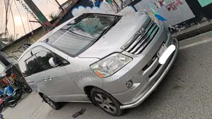Toyota Noah 2003 Silver
