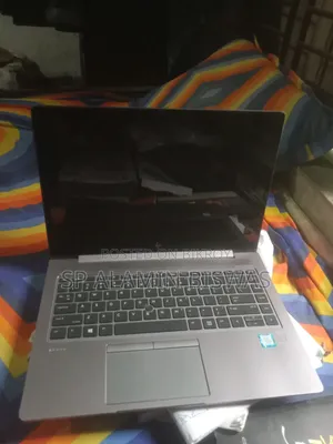 Laptop HP ZBook Studio G5 8GB Intel Core i5 SSD 256GB