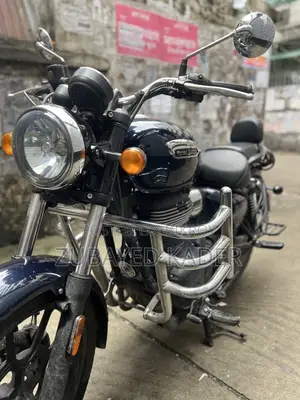 Royal Enfield Meteor 350 2025 Blue