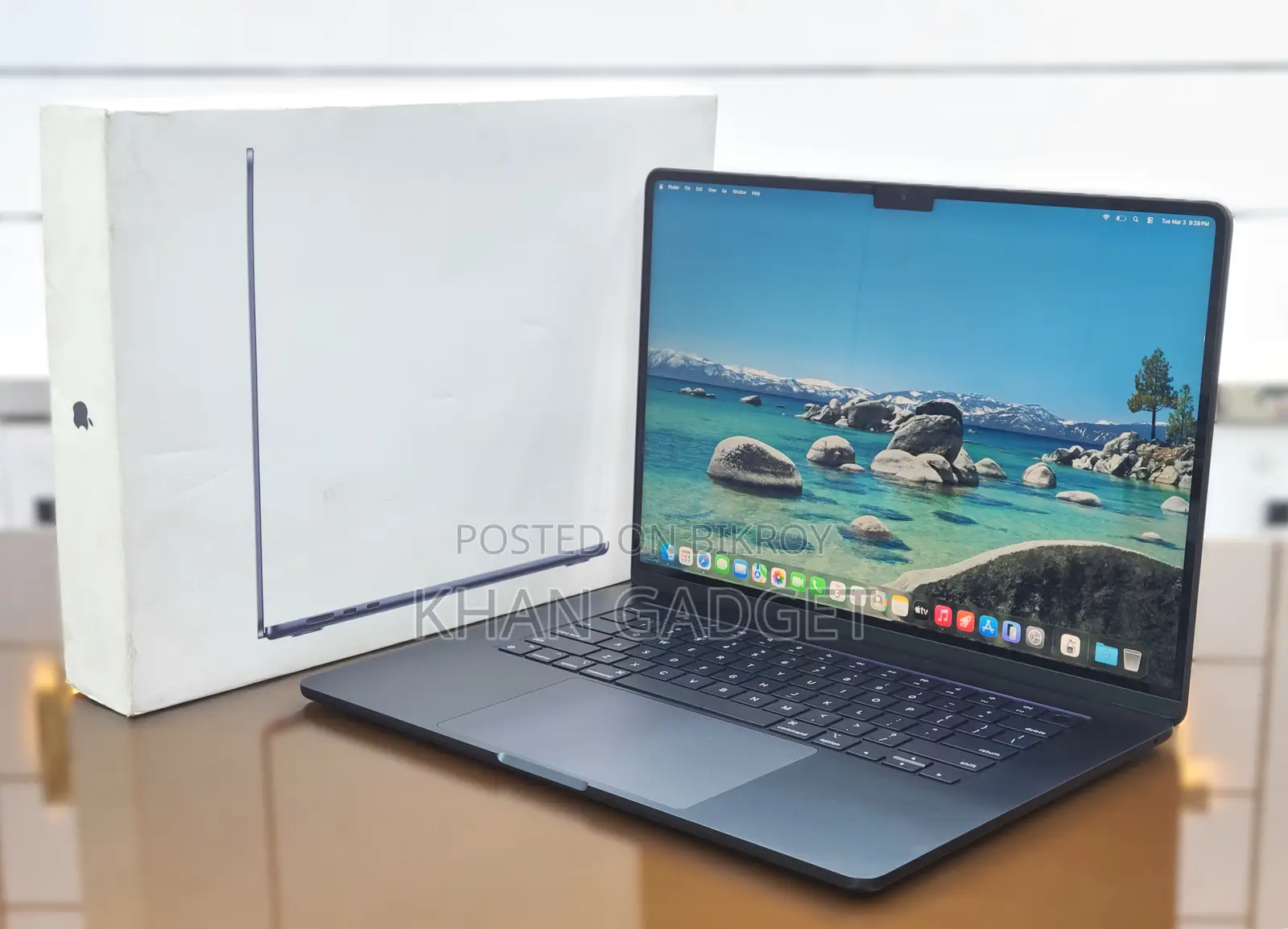 Laptop Apple MacBook Air 2024 M3 8GB Apple M3 SSD 256GB