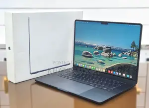Laptop Apple MacBook Air 2024 M3 8GB Apple M3 SSD 256GB
