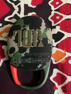 JBL Clip 5