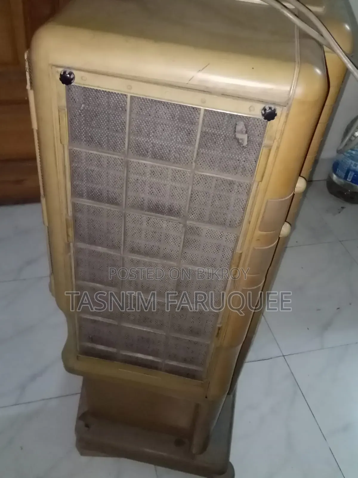 একটা এয়ার কুলার বিক্রি হবে।