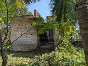 5-Bedroom House in Boalia for Sale