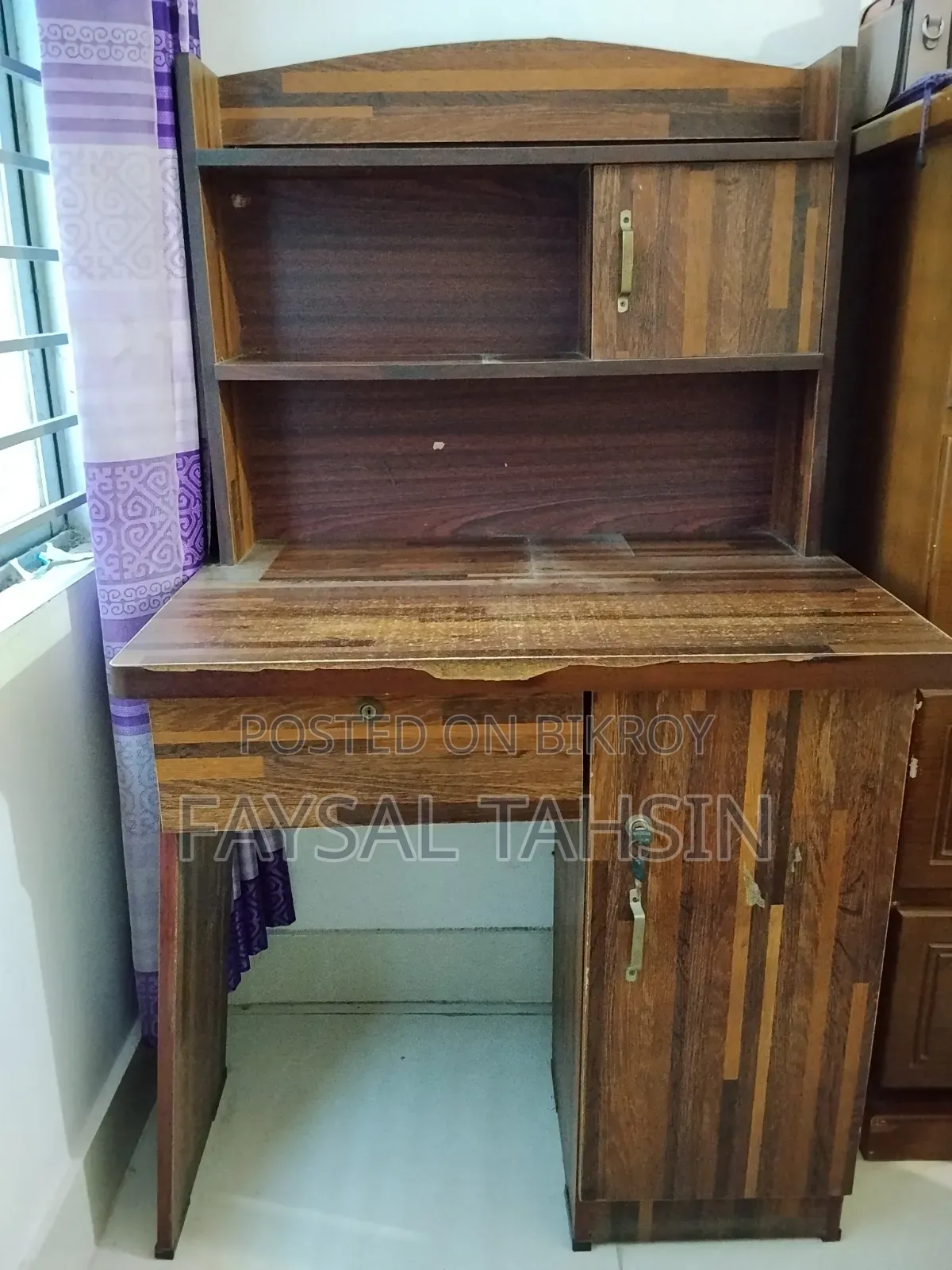 Wood-Mode Study Table