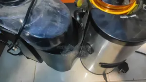 প্রিমিয়াম Slow Juicer (২টি একসাথে)