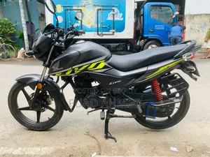 Honda CB 2022 Gray