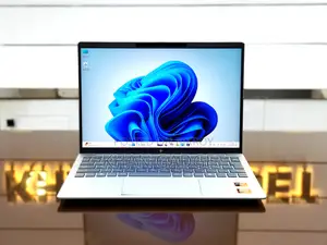 New Laptop HP 16GB AMD Ryzen 5 SSD 512GB