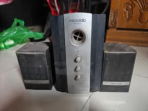 মাইক্রোল্যাব স্পিকার ২:১ বিক্রি (বোর্ড নষ্ট)