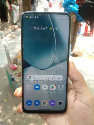 Realme 128 GB Silver