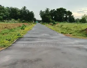 সেক্টর-১৫ তে ৩ কাঠা জমি বিক্রয় দক্ষিণমুখী
