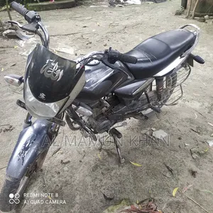 বাজাজ প্লাটিনা ১০০ ২০১২ সিলভার