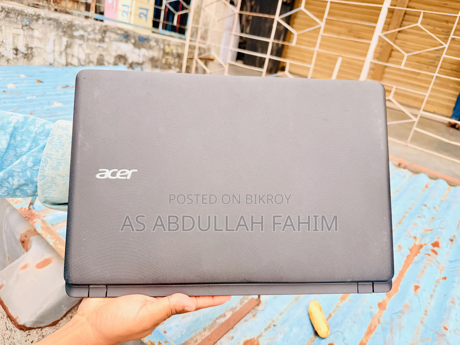 Laptop Acer Aspire E5-575 4GB Intel Core I3 HDD 1T