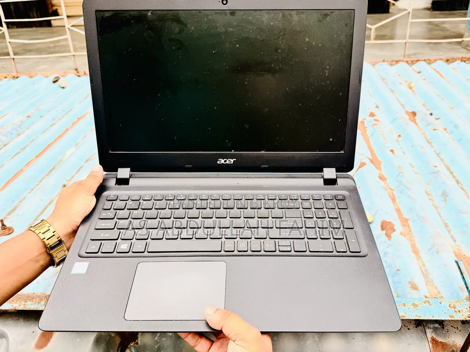 Laptop Acer Aspire E5-575 4GB Intel Core I3 HDD 1T