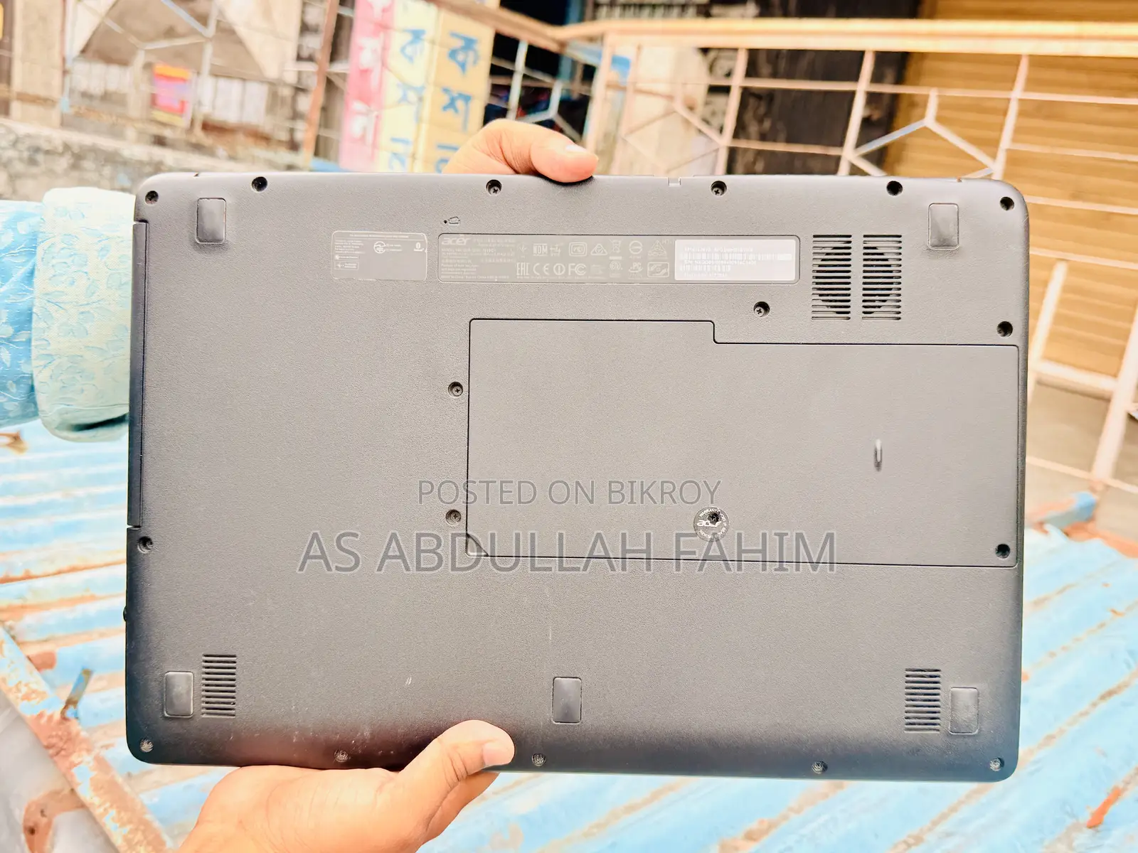 Laptop Acer Aspire E5-575 4GB Intel Core I3 HDD 1T