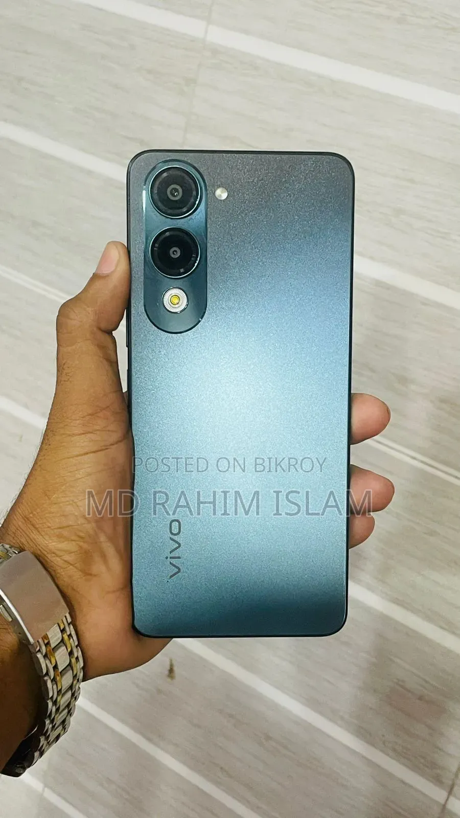 Vivo Y29s 128 GB Silver