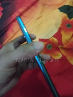মোবাইল ফোন ৬৪ জিবি