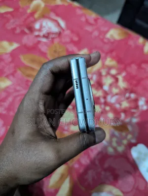 টেকনো ফ্যান্টম ভি ফোল্ড ২৫৬ জিবি সাদা