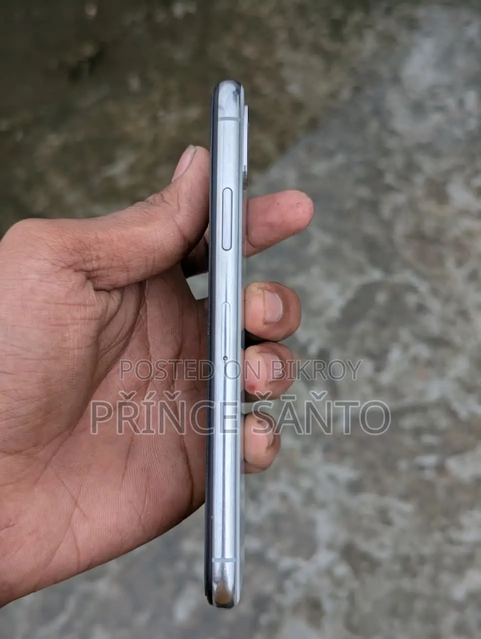 Apple iPhone X 64 GB White