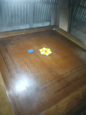 ক্যারাম বোর্ড
