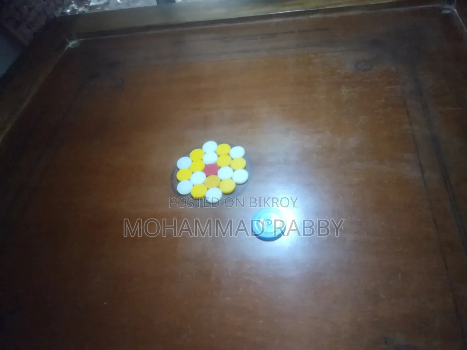 ক্যারাম বোর্ড
