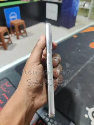 Samsung Galaxy S22 5G 256 GB White