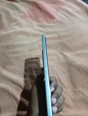 Infinix Hot 60i 128 GB White