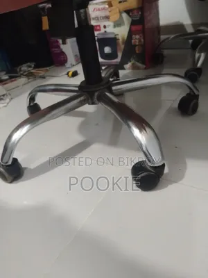 Bought a few days ago, in brand new condition, selling it