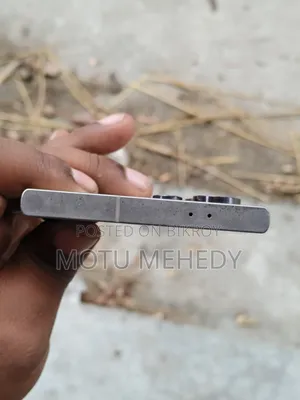 স্যামসাং গ্যালাক্সি এস২৪ আল্ট্রা ২৫৬ জিবি