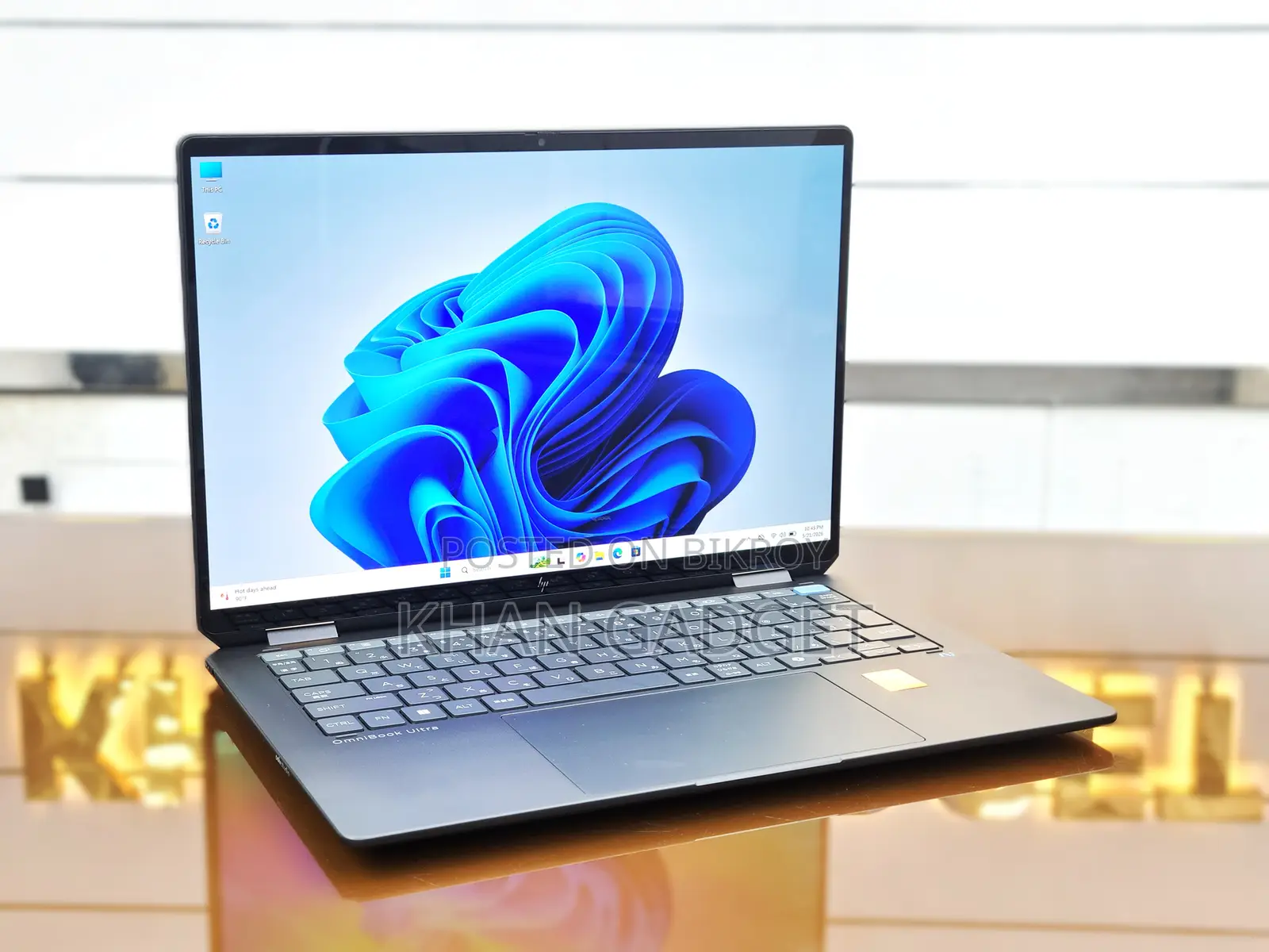 New Laptop HP OmniBook Ultra Flip 14" 32GB Intel Core Ultra 7 SSD 1TB