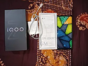 iQOO Z9 256 GB Black