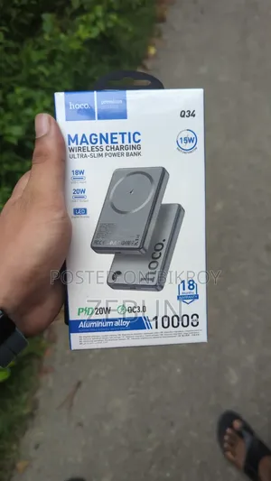 Hoco Q34 Magnetic Wireless Charging Power Bank.
