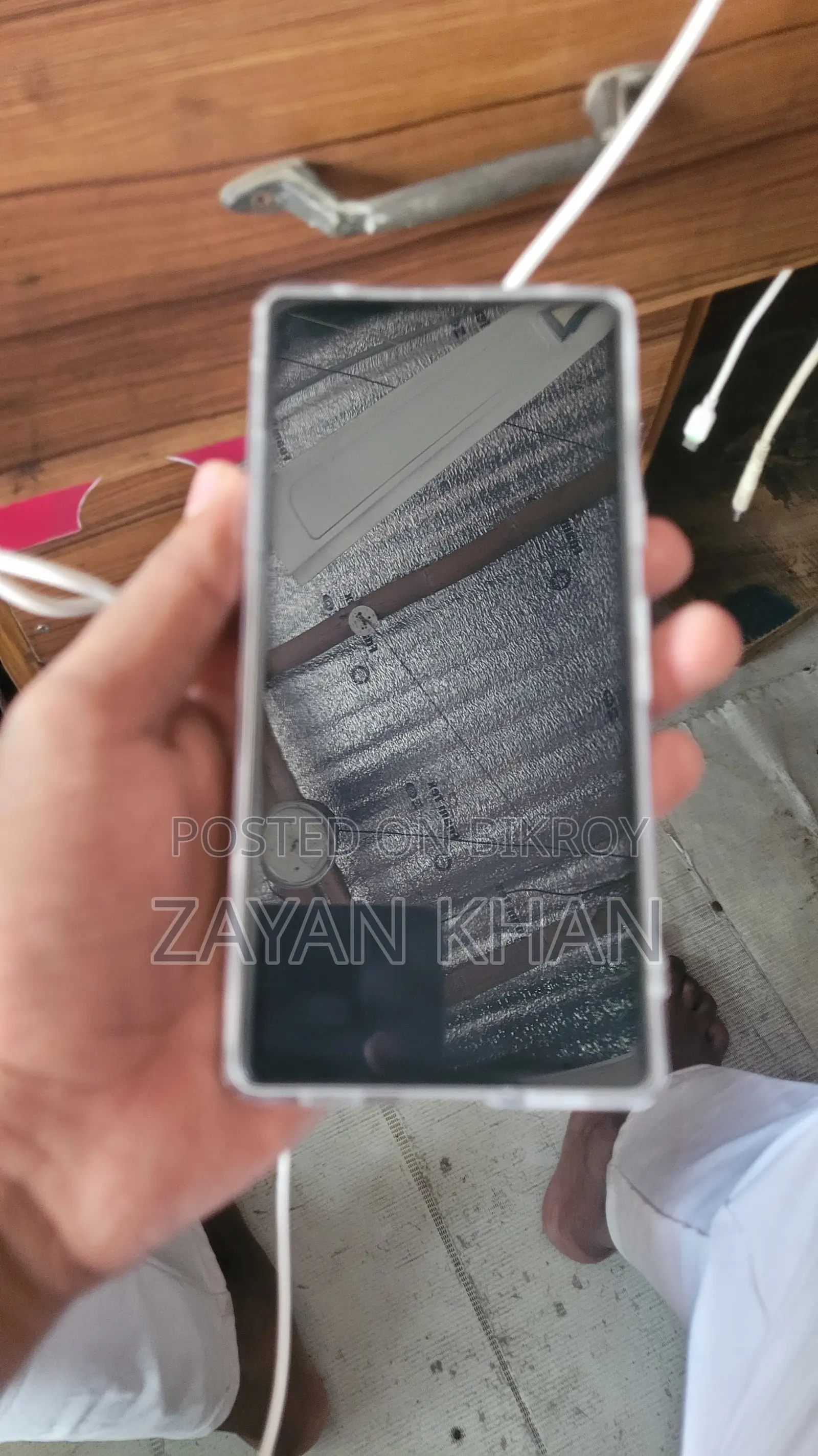 Google Pixel 7a ১২৮ জিবি সাদা