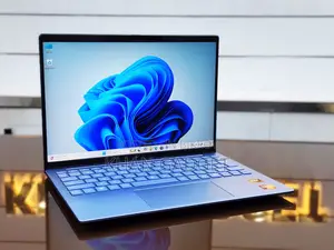 New Laptop HP 16GB AMD Ryzen 7 SSD 512GB