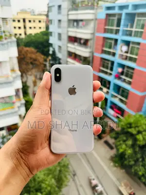 Apple iPhone X 64 GB White