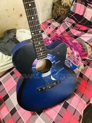 গিটার বিক্রির জন্য