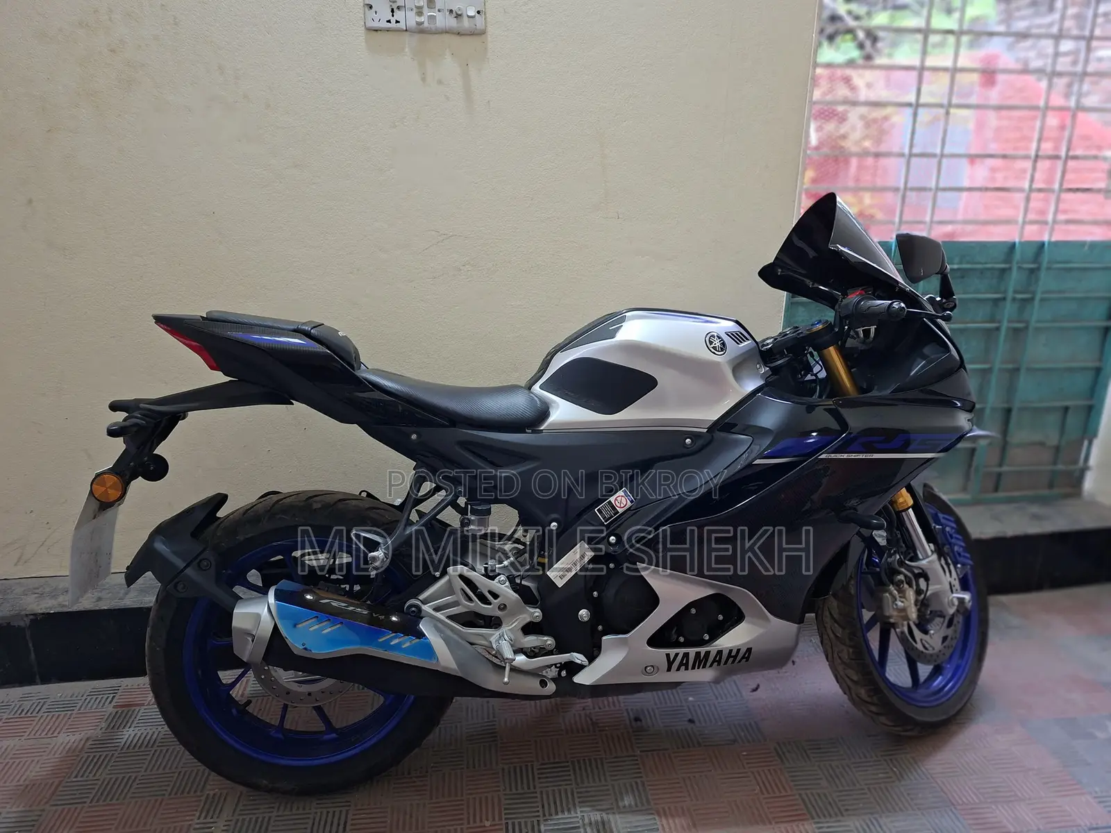 Yamaha R1 2026 Black